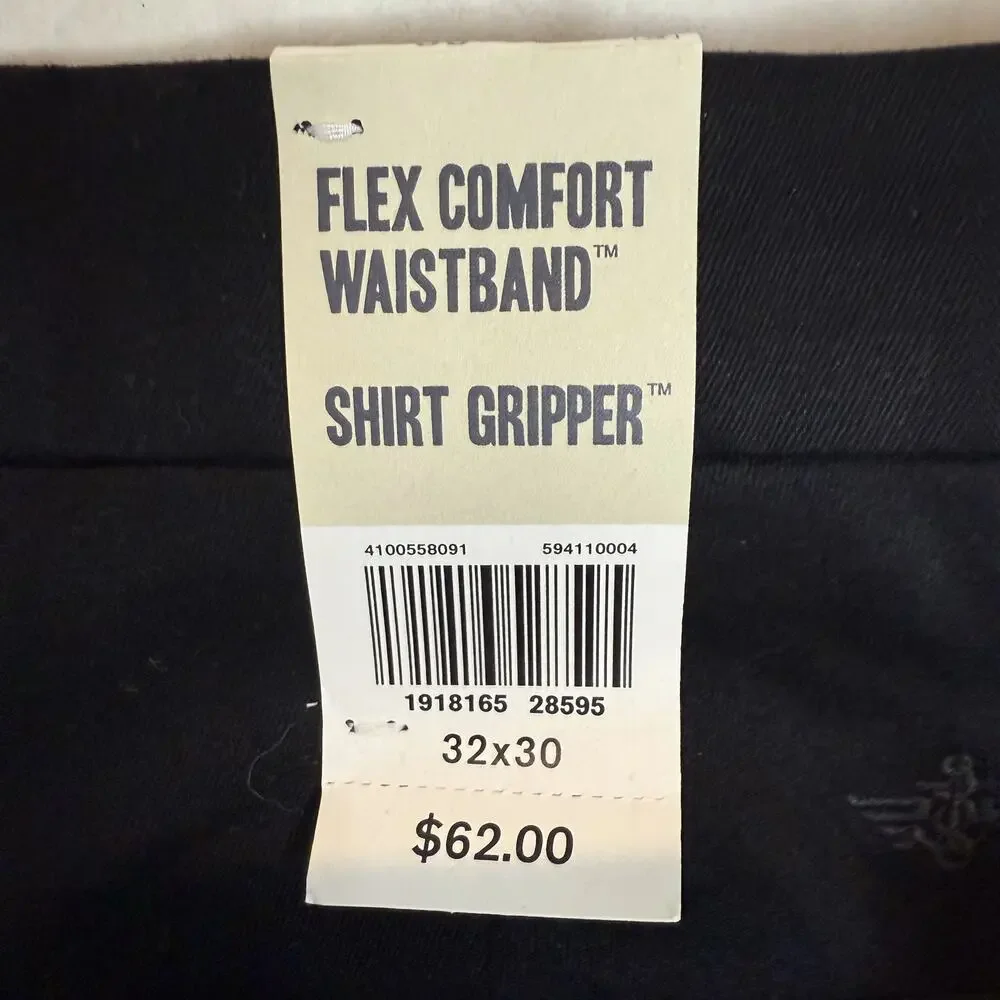 Dockers Signature Khaki Pants Men 32x30 Black Pleated Classic Fit Flex Waistband